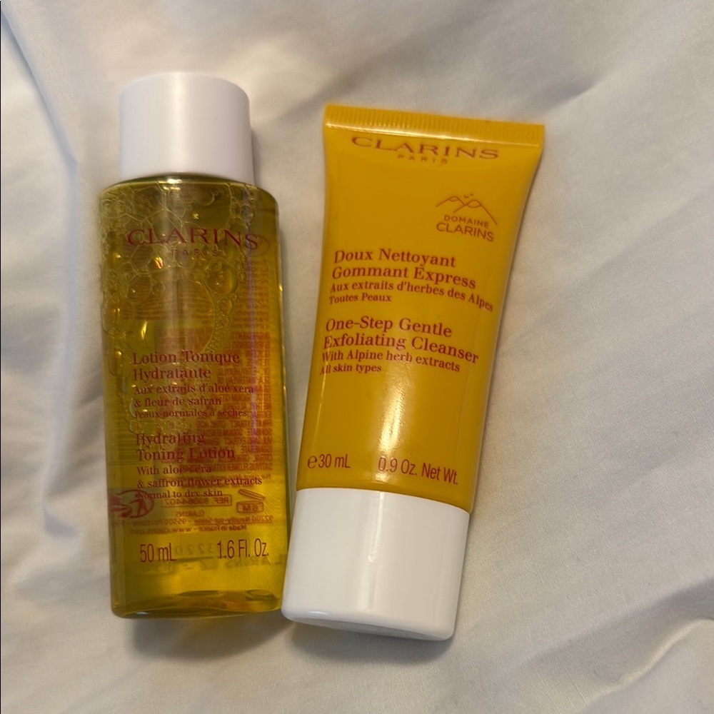 NEW Clarins gentle exfoliation cleanser and Hydrating toning lotion